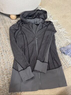 Lululemon grey herringbone daily practice jacket